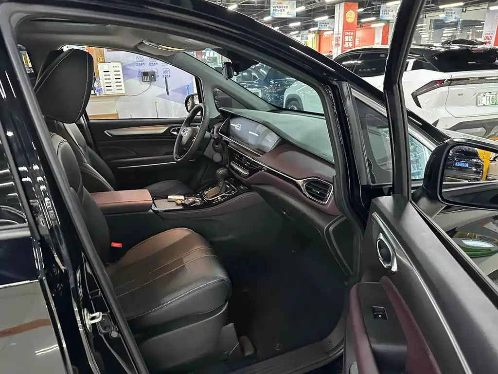 TRUMPCHI M6 2023