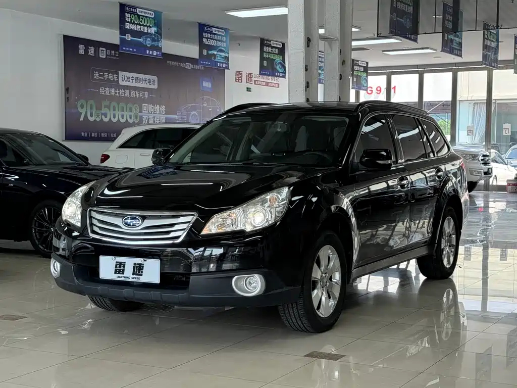 SUBARU OUTBACK 2010