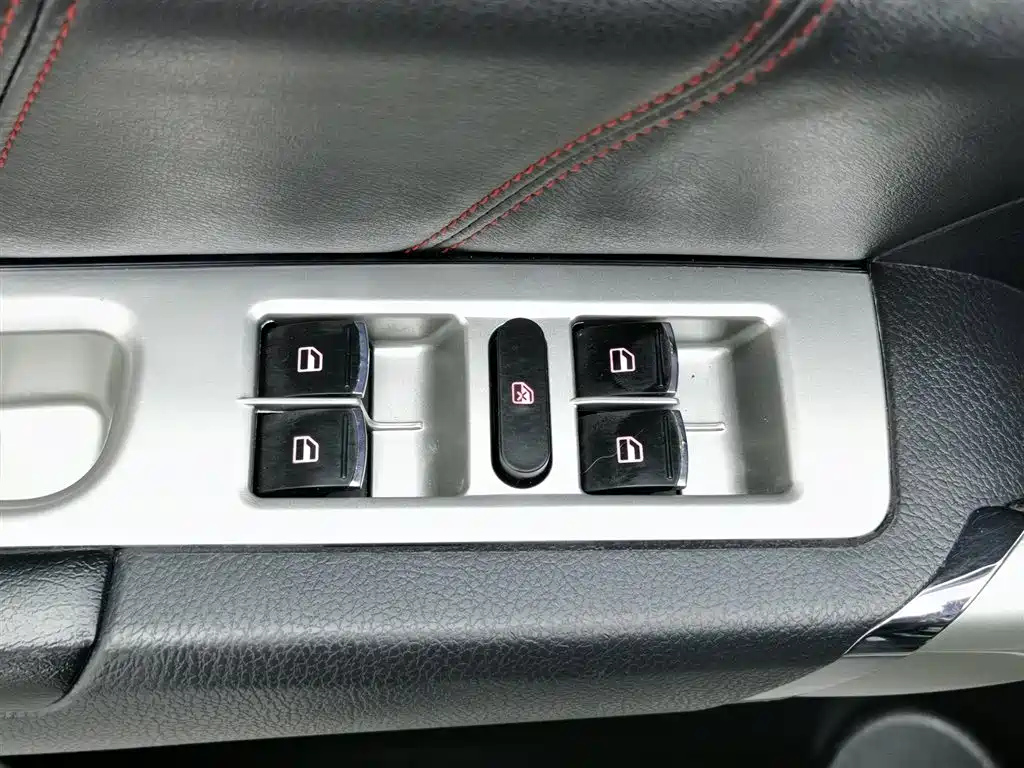 HAVAL H6 2015