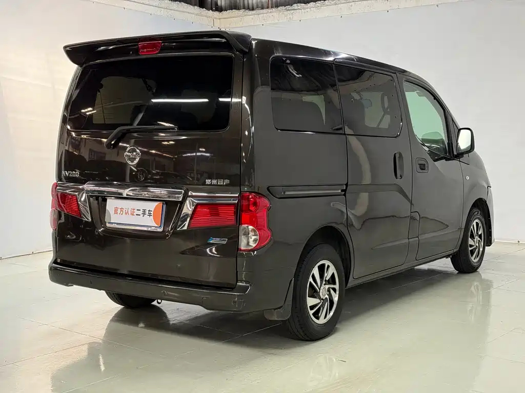 NISSAN NV200 2014