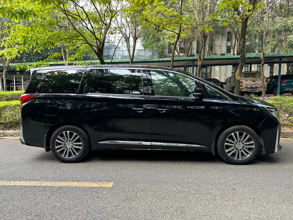 TRUMPCHI M8 2021