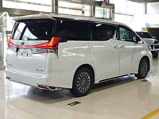 LEXUS LM  2020 YEAR 300H  SEATS  ELEGANT EDITION 2020