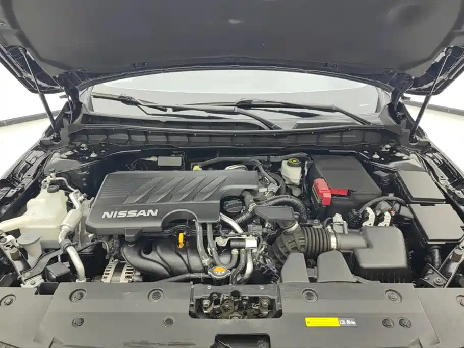 NISSAN TEANA 2020
