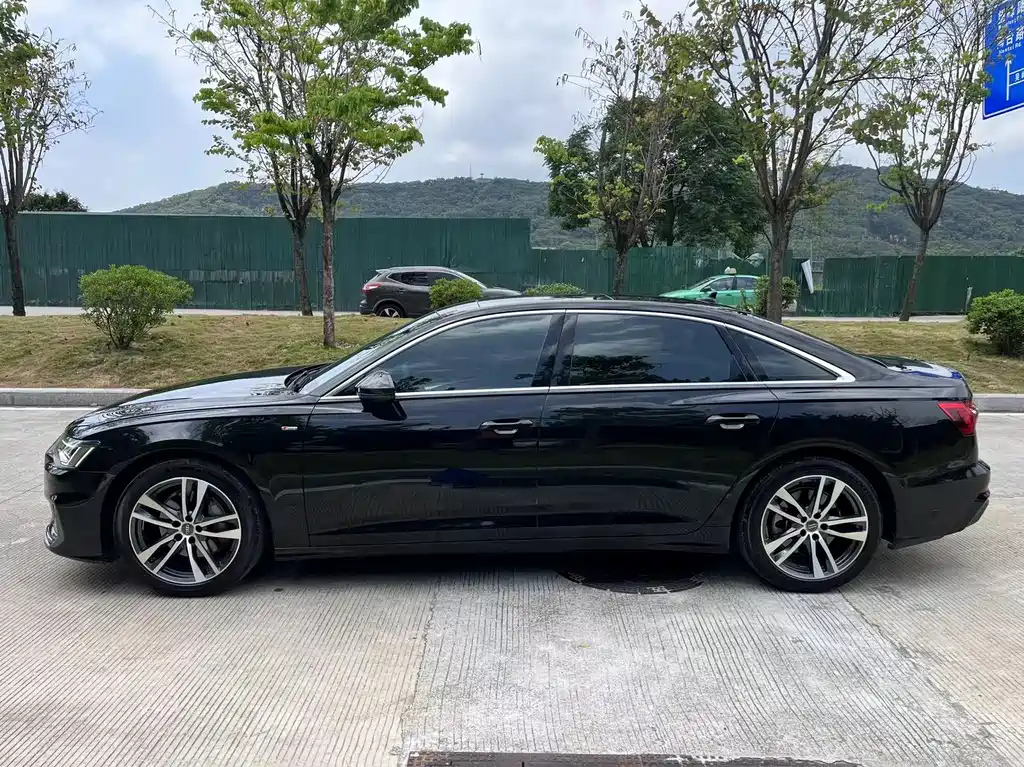 AUDI A6L 2019