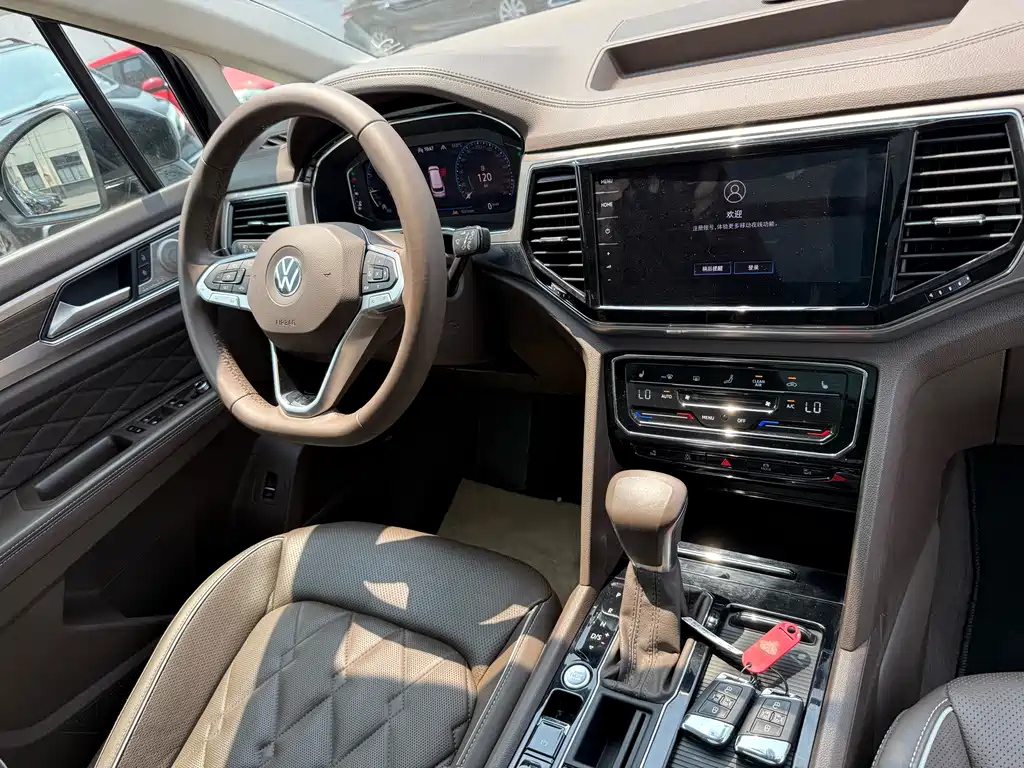 VOLKSWAGEN VILORAN 2020