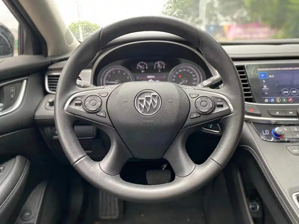 BUICK LACROSSE 2021