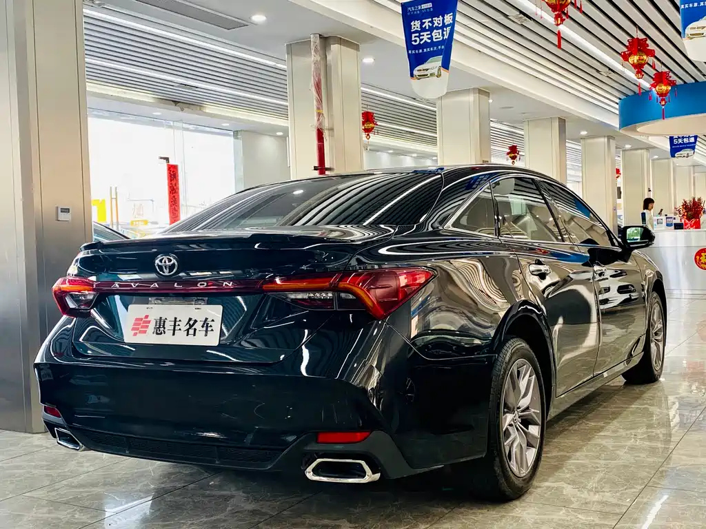 TOYOTA AVALON 2021