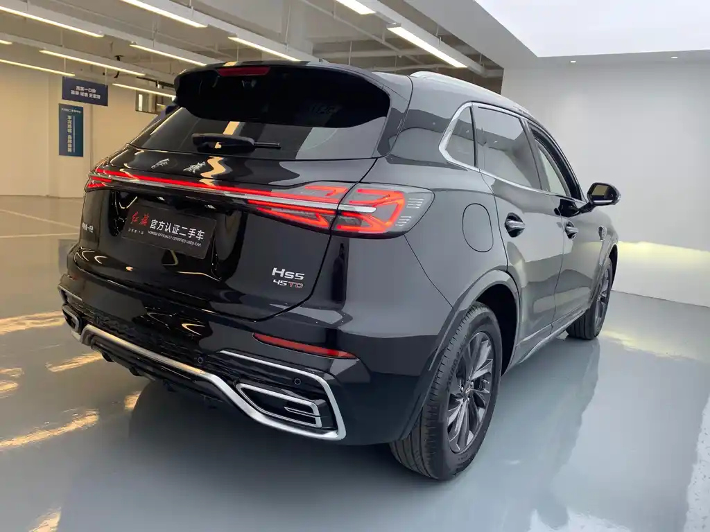 HONGQI HS5 2023