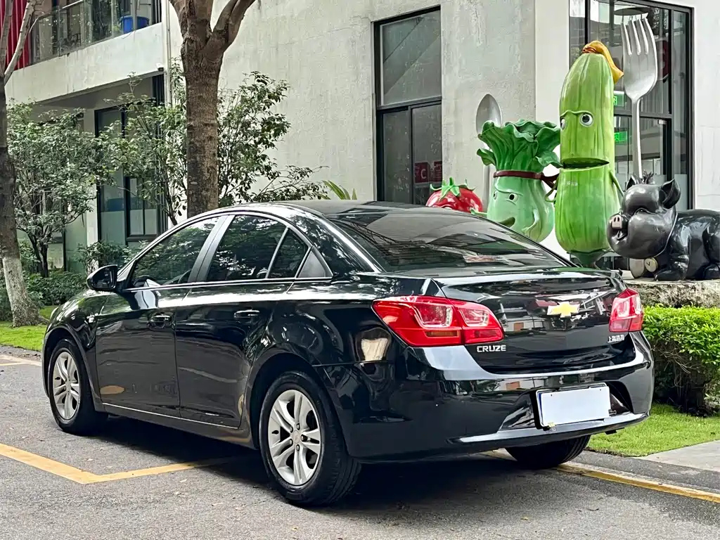 CHEVROLET CRUZE 2015