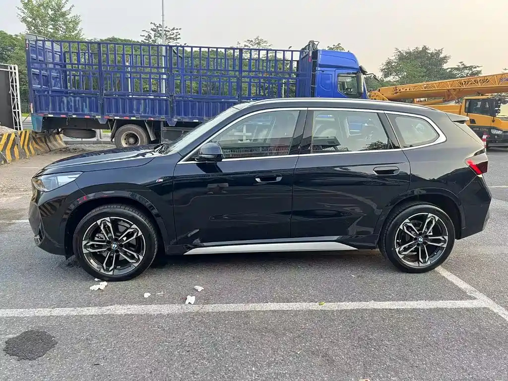 BMW X1 2023