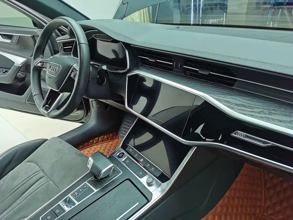 AUDI A6L 2022