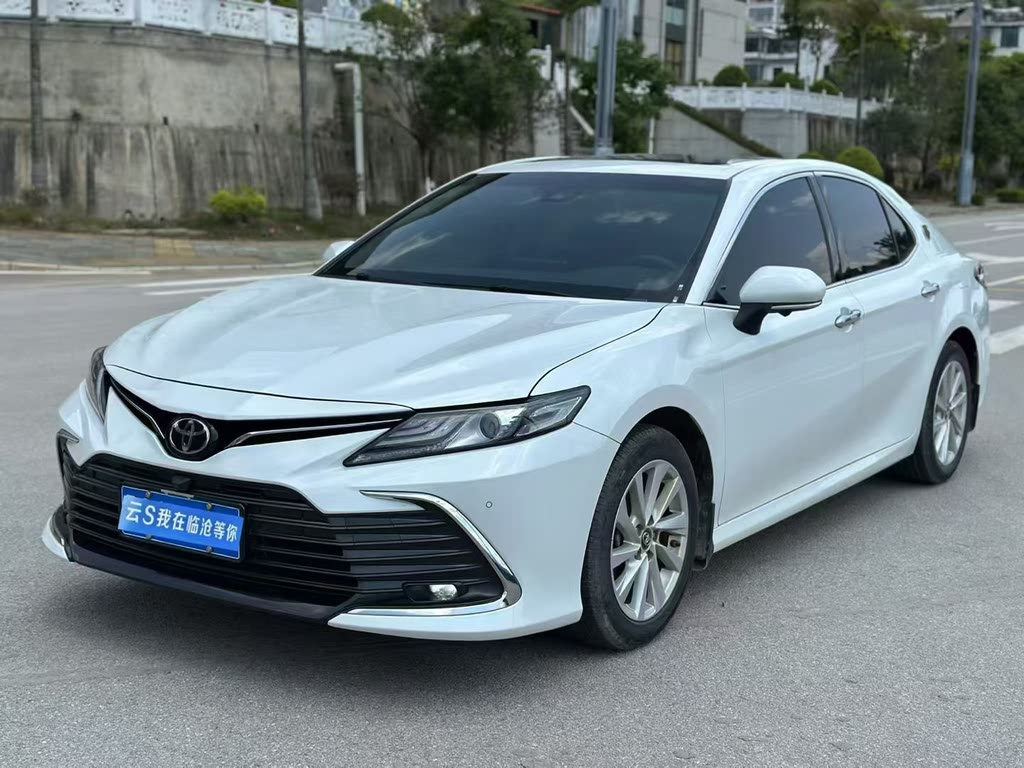 TOYOTA CAMRY 2021