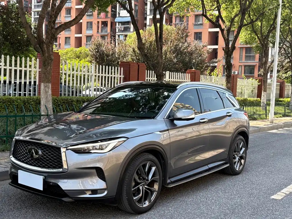 INFINITI QX50 2020