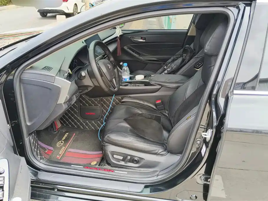 TOYOTA AVALON 2023