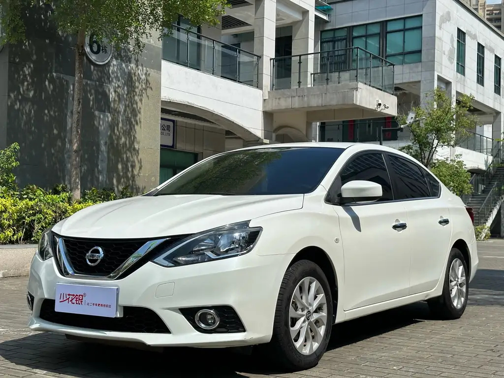 NISSAN SYLPHY 2019
