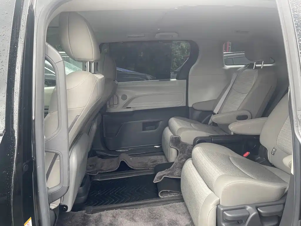 TOYOTA SIENNA SIENNA 2023