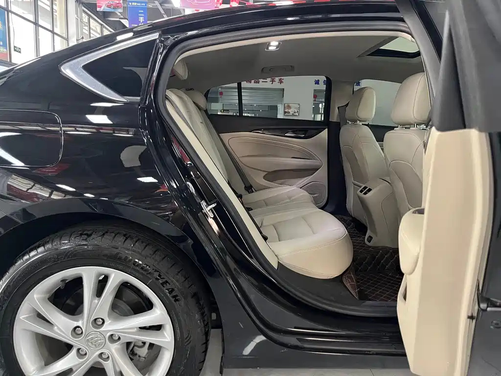 BUICK REGAL 2020