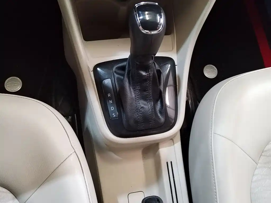 SKODA RAPID 2013