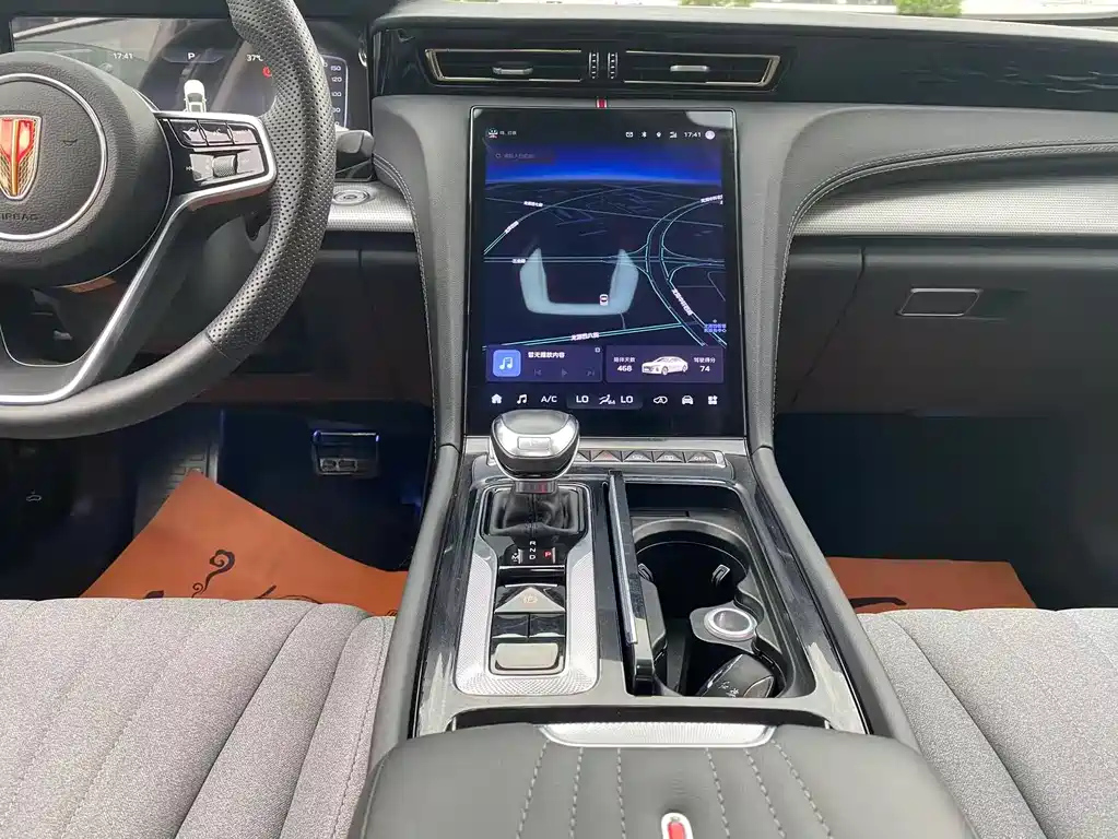 HONGQI H5 2024