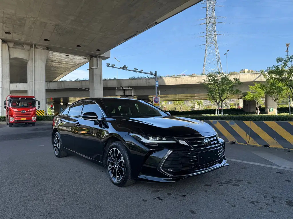 TOYOTA AVALON 2023