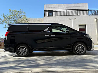 TOYOTA VELLFIRE 2022