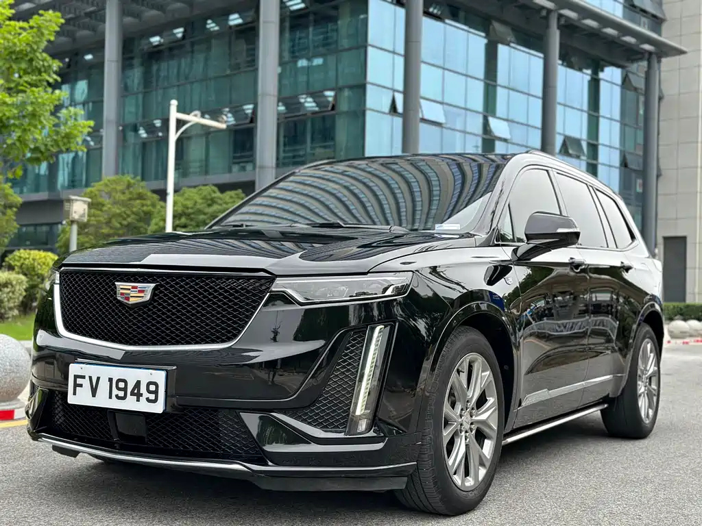 CADILLAC XT6 2021