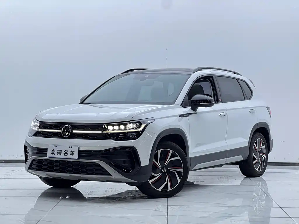 VOLKSWAGEN THARU 2024