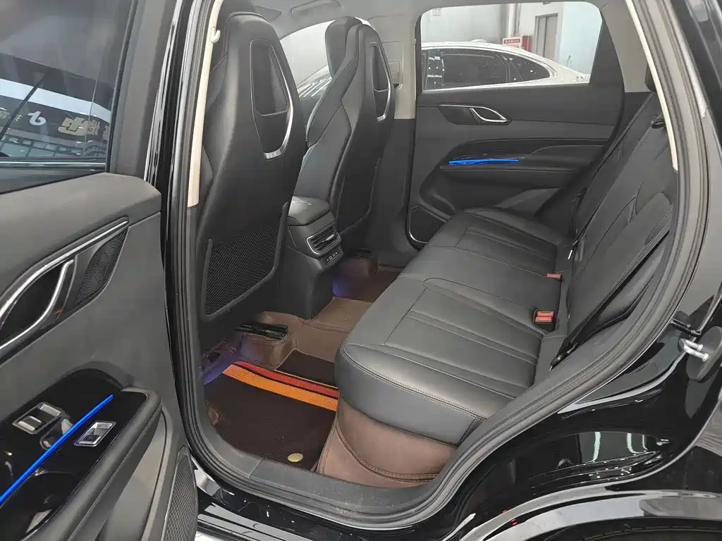 HONGQI HS3 2024