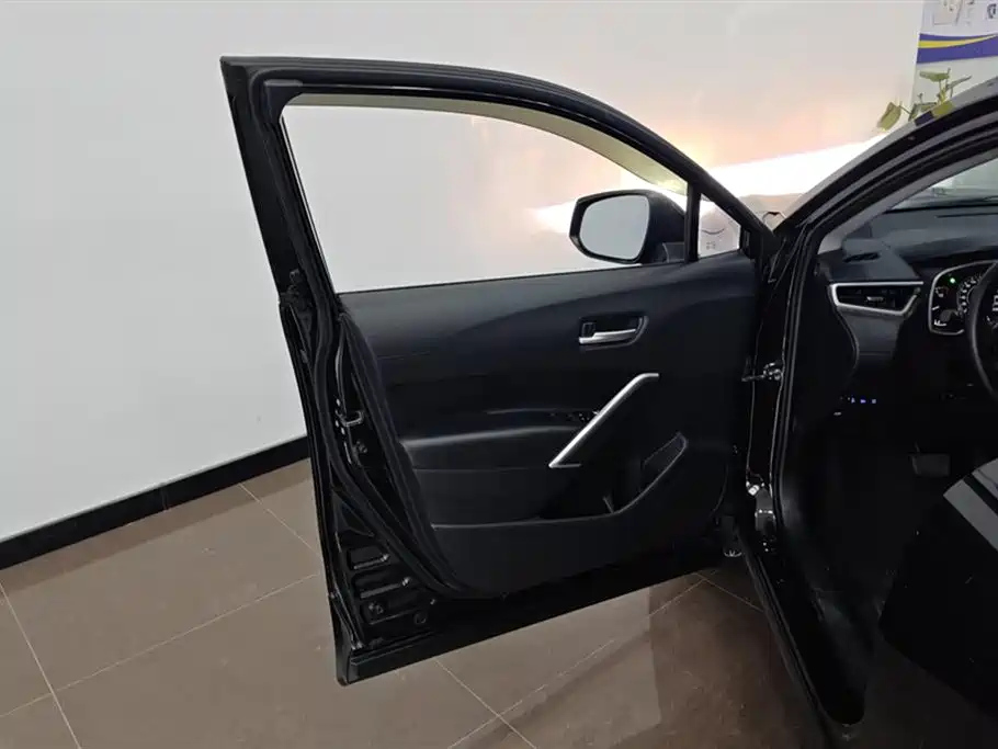 TOYOTA FRONTLANDER 2022