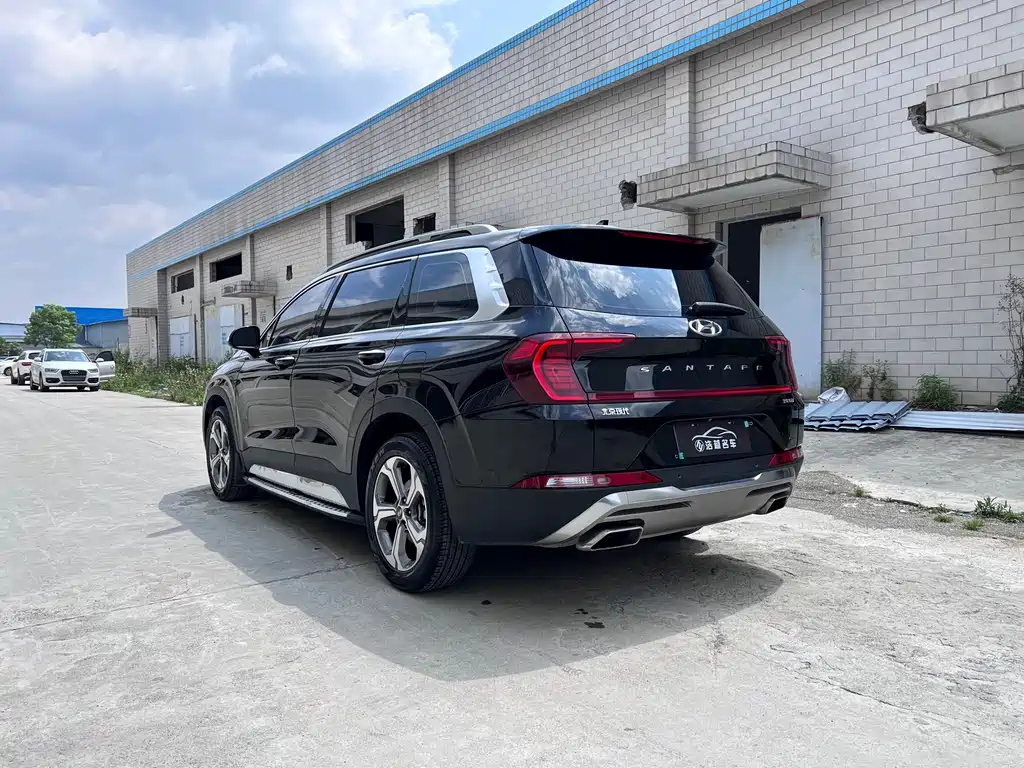 HYUNDAI SANTAFE 2020