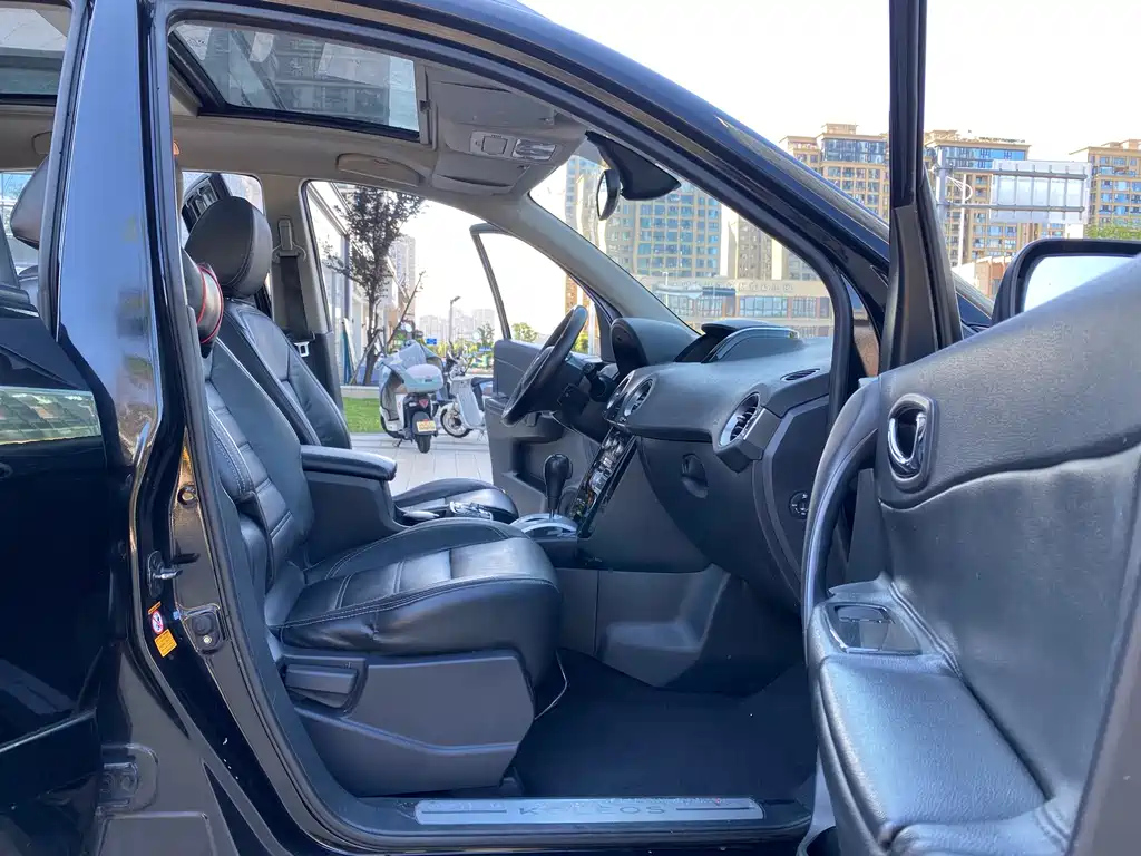 RENAULT KOLEOS IMPORT 2012