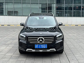 MERCEDES BENZ GLB 2024