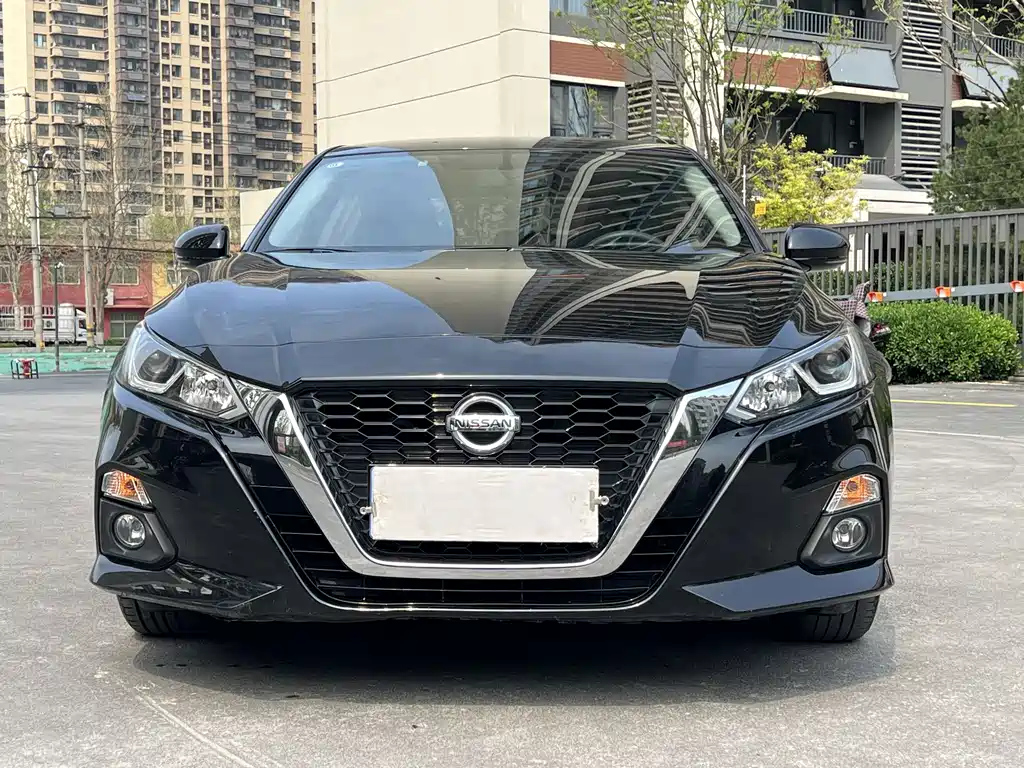 NISSAN TEANA 2021