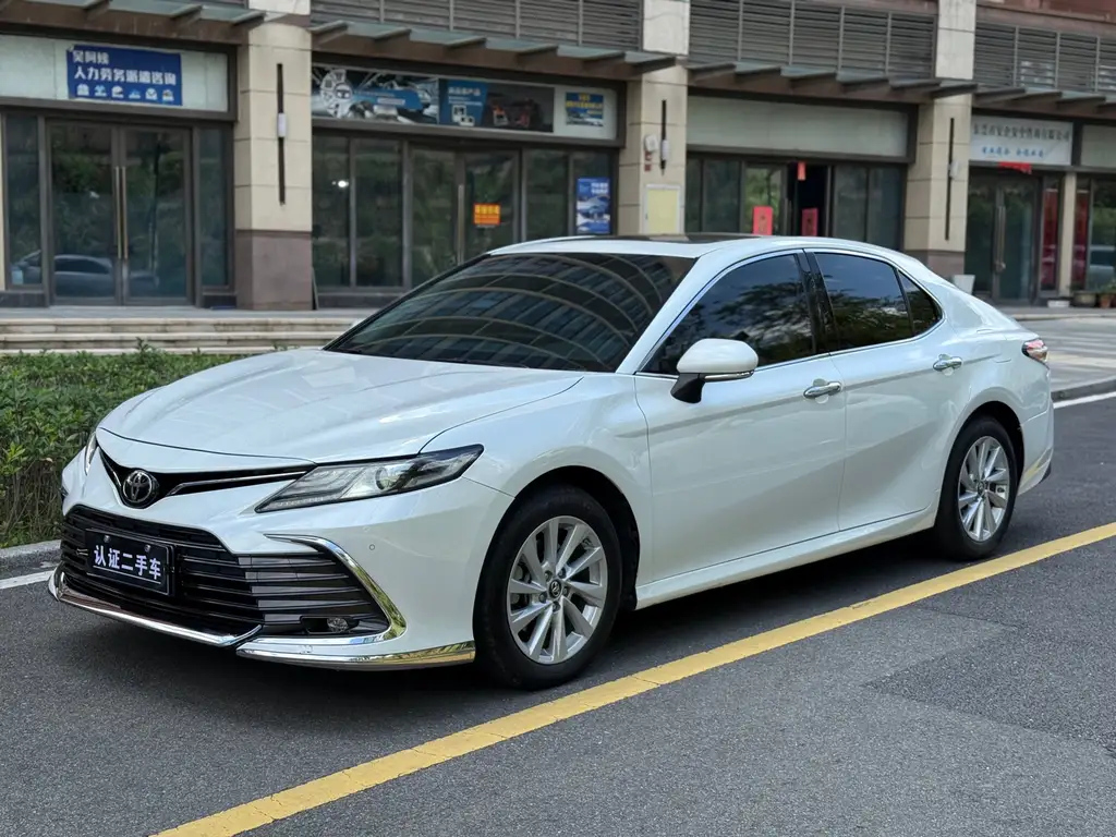TOYOTA CAMRY 2021