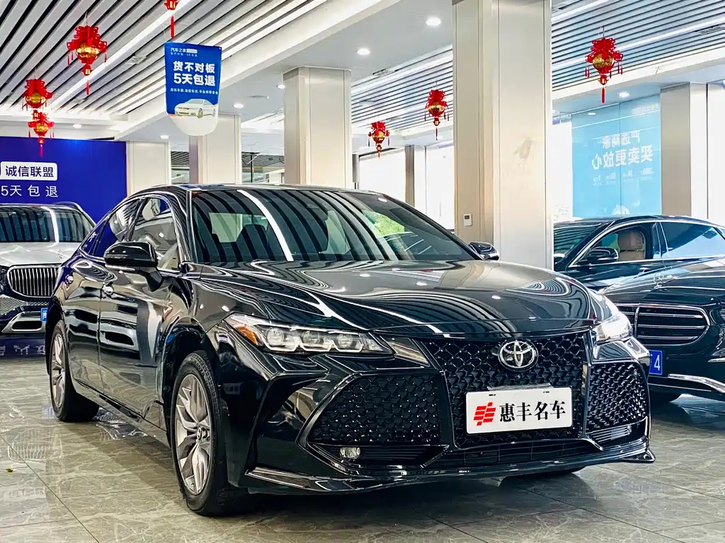 TOYOTA AVALON 2021
