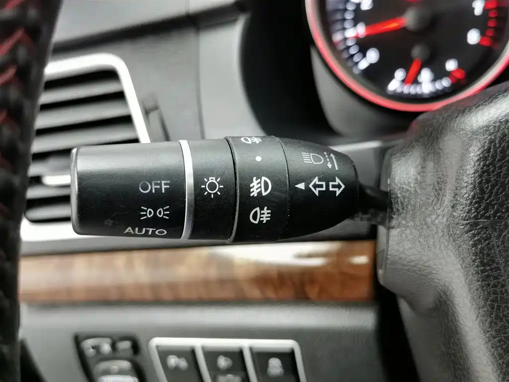 HAVAL H6 2015