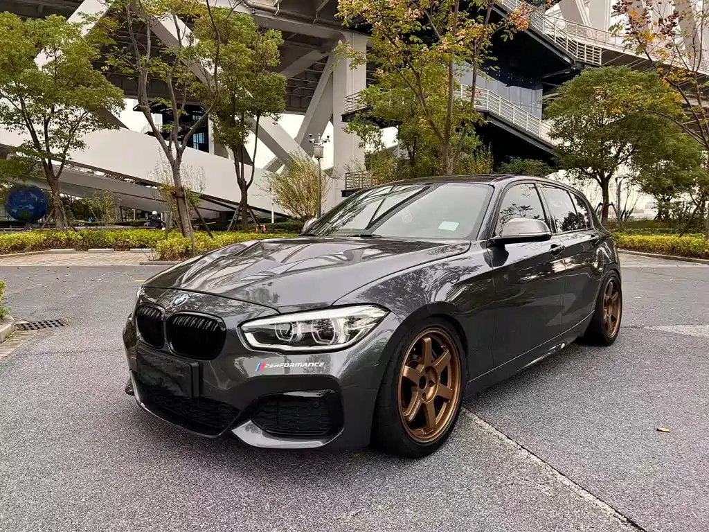 BMW 1-SERIES IMPORT 2016