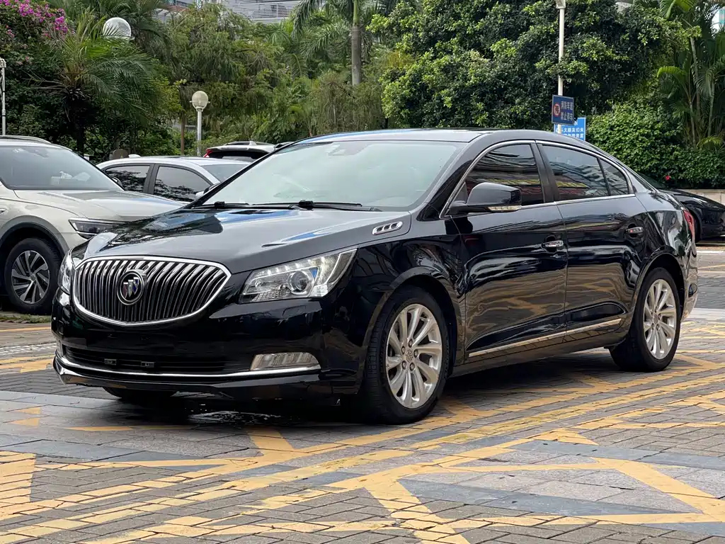 BUICK LACROSSE 2013