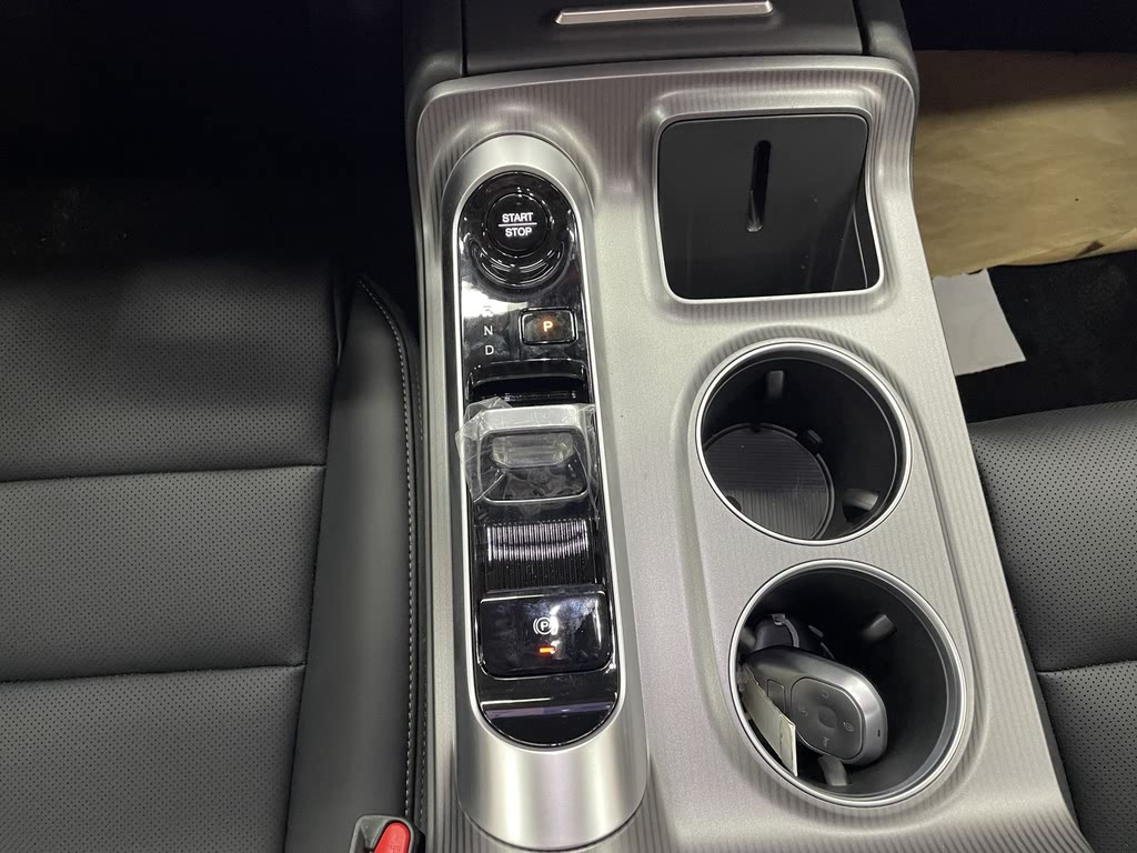 TRUMPCHI E8 NEW ENERGY 2024