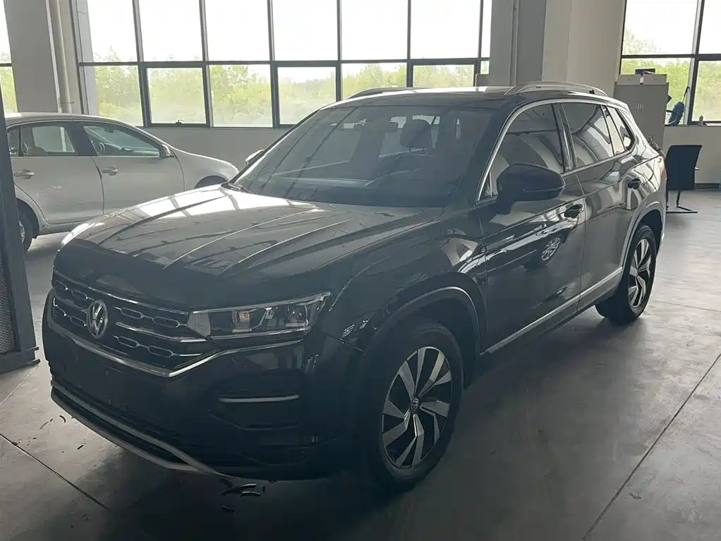 VOLKSWAGEN TAYRON 2020
