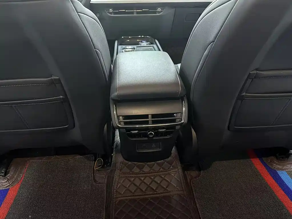 FORD MONDEO 2022