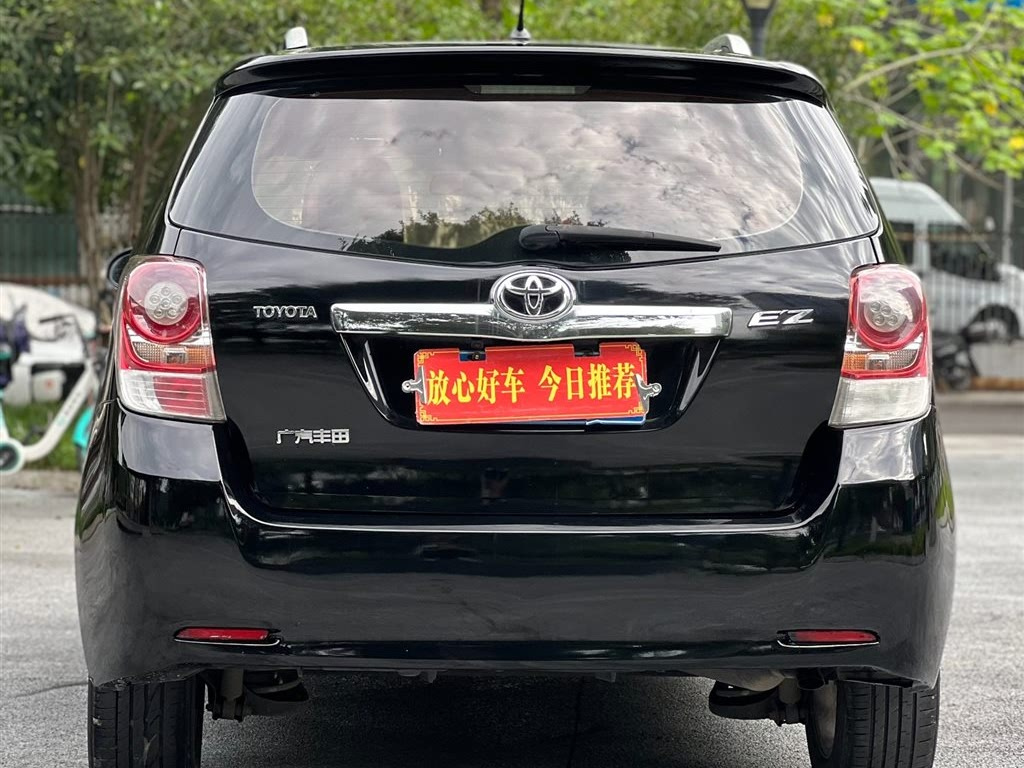 TOYOTA ESCAPE 2014
