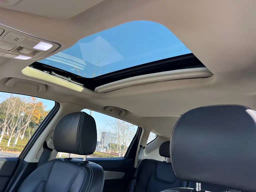GEELY AUTO VISION X6 2019