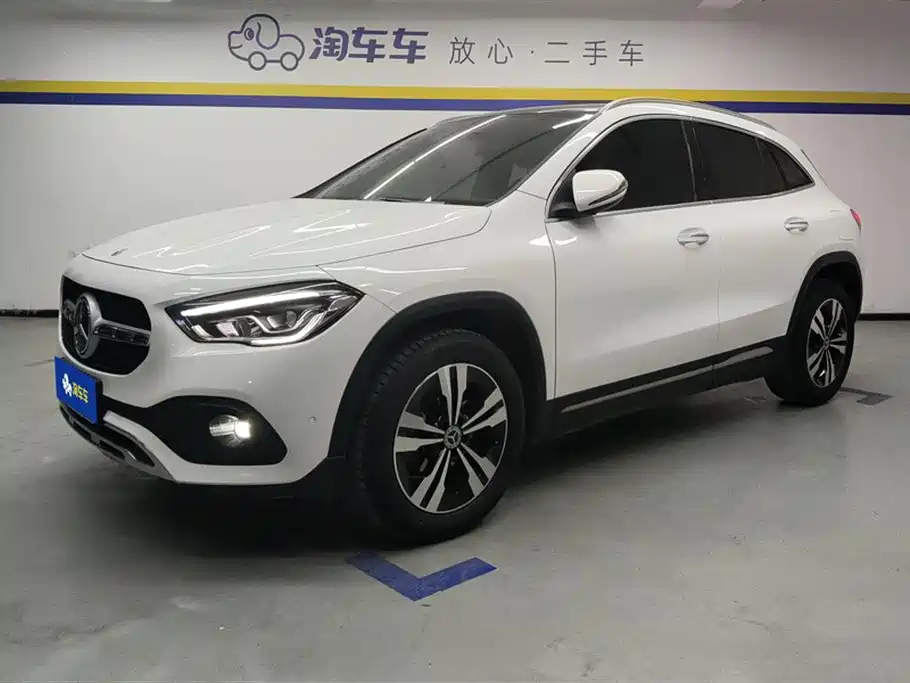 MERCEDES BENZ GLA 2022