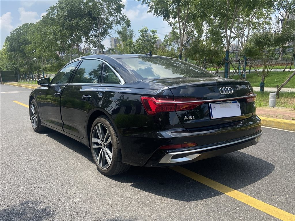AUDI A6L 2023