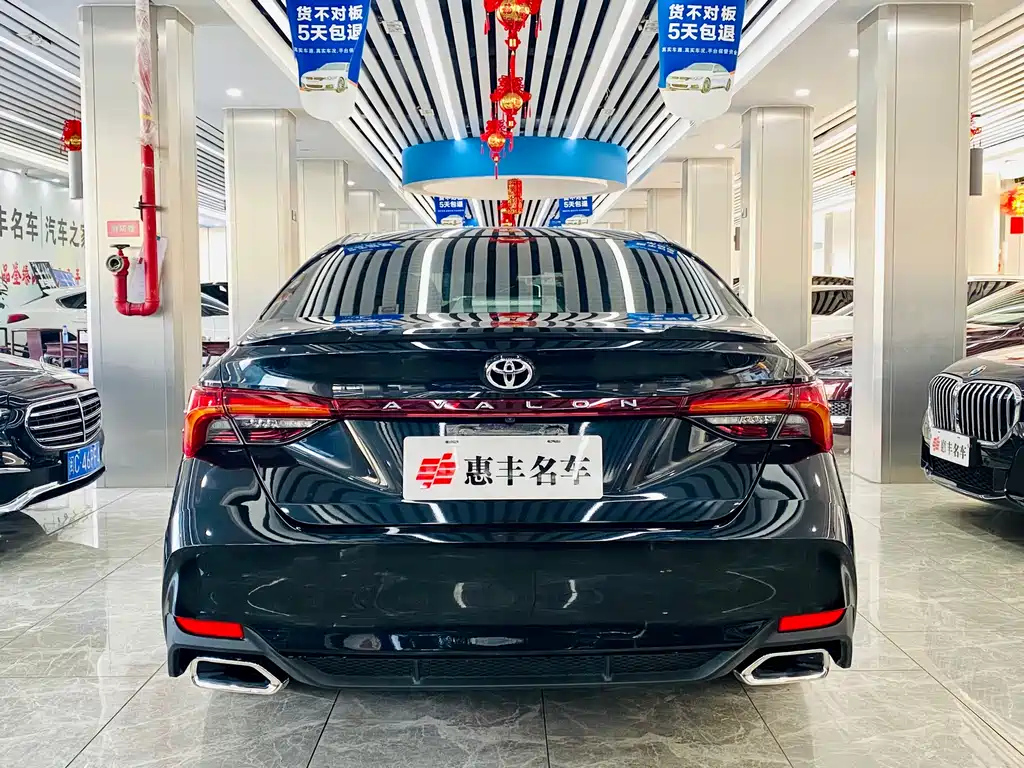 TOYOTA AVALON 2021