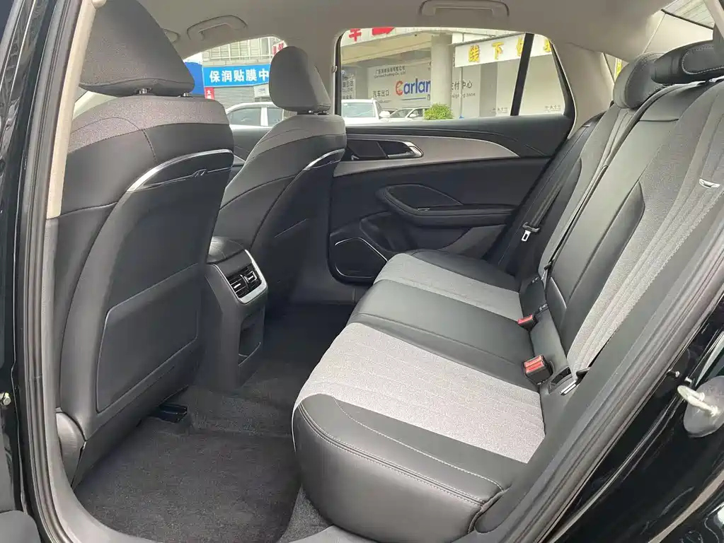 HONGQI H5 2024