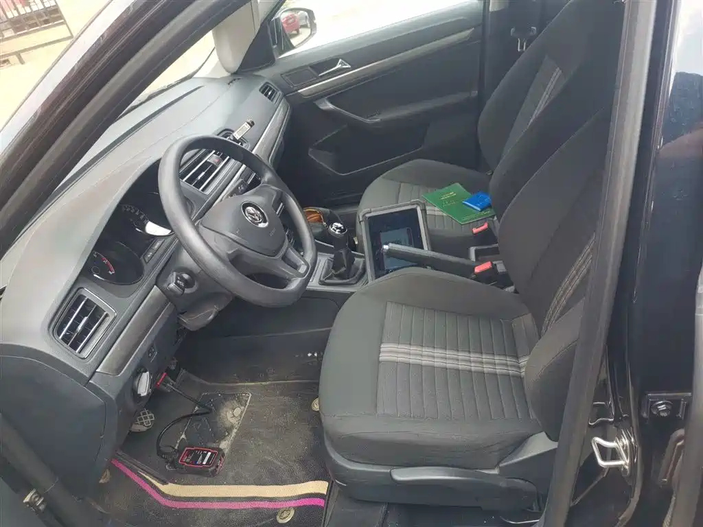 VOLKSWAGEN LAVIDA 2019