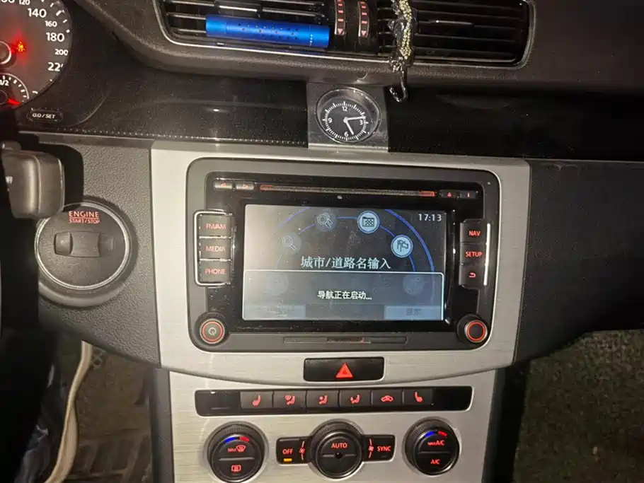 VOLKSWAGEN MAGOTAN 2016