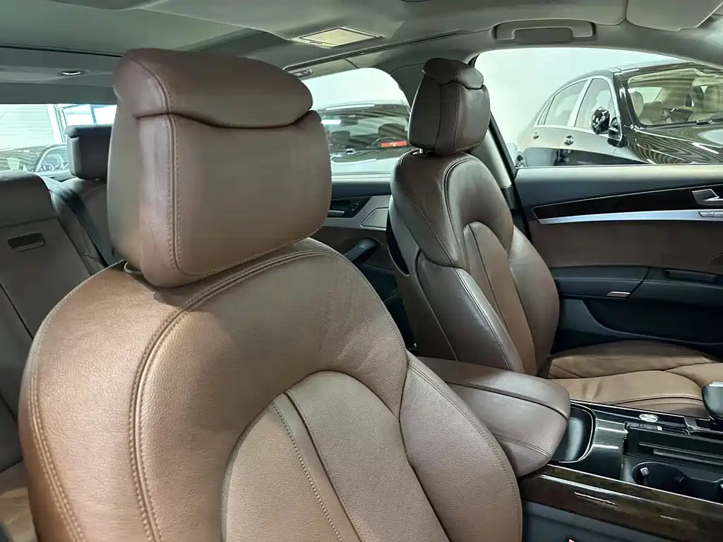 AUDI A8 2013